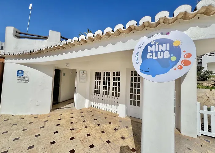 Balaia Golf Vilage 2 With Pool By Homing Albufeira